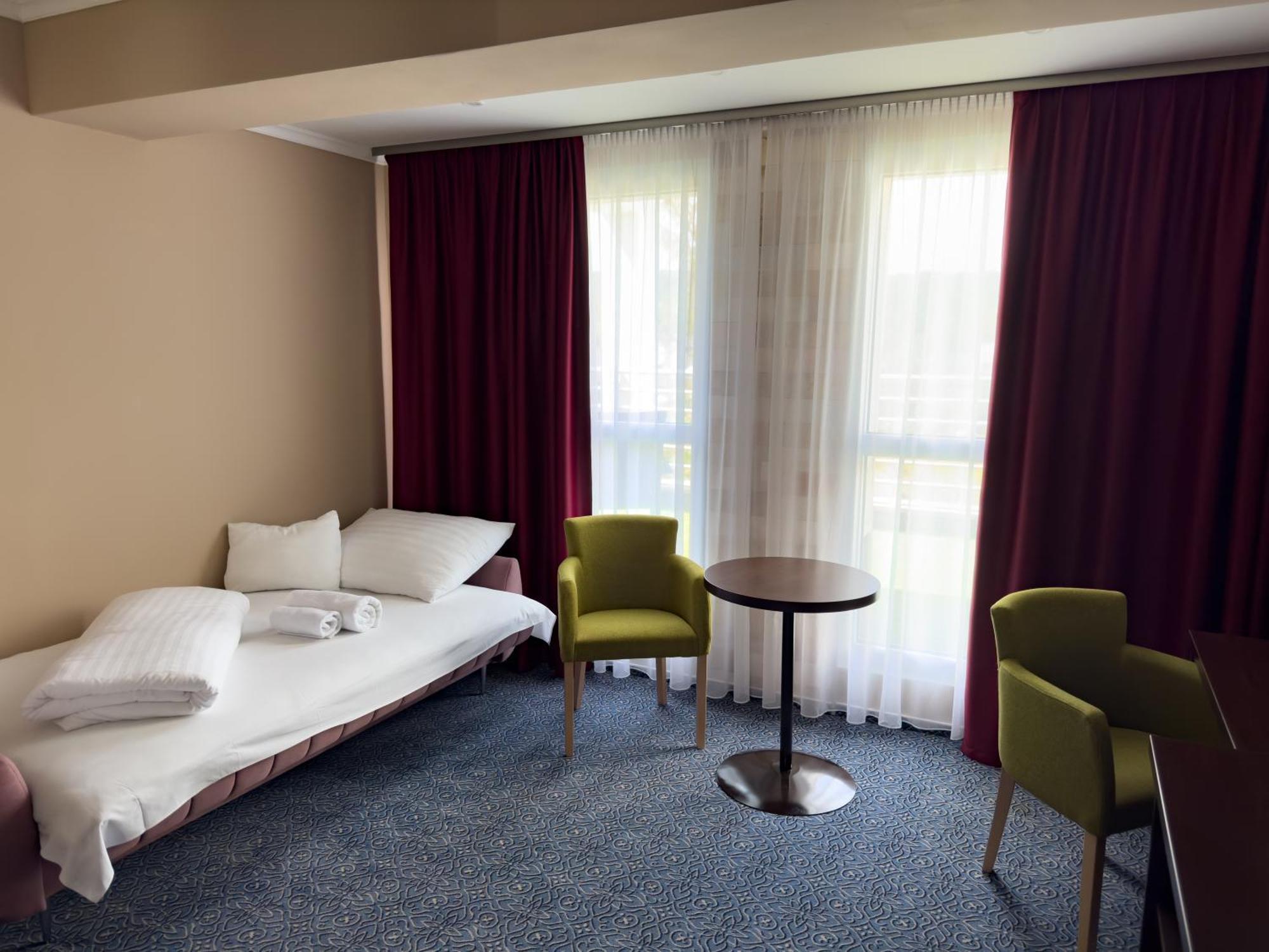 Hotel Aurora Miskolc Eksteriør billede