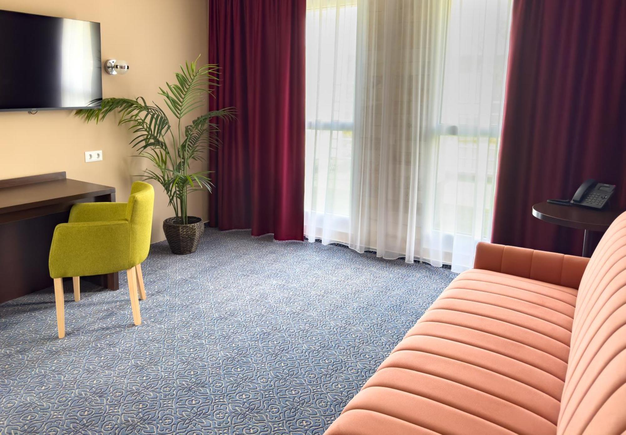 Hotel Aurora Miskolc Eksteriør billede