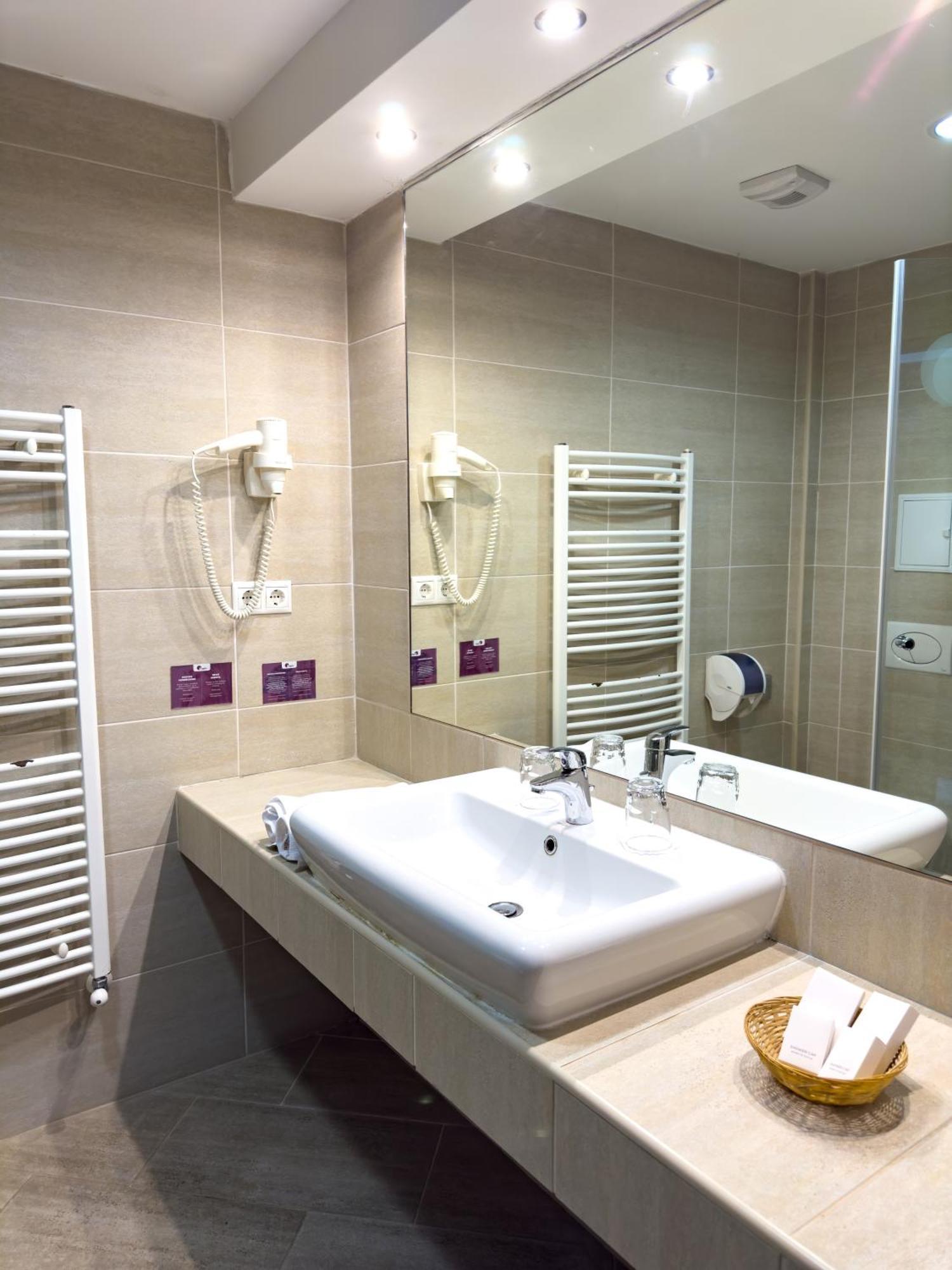 Hotel Aurora Miskolc Eksteriør billede