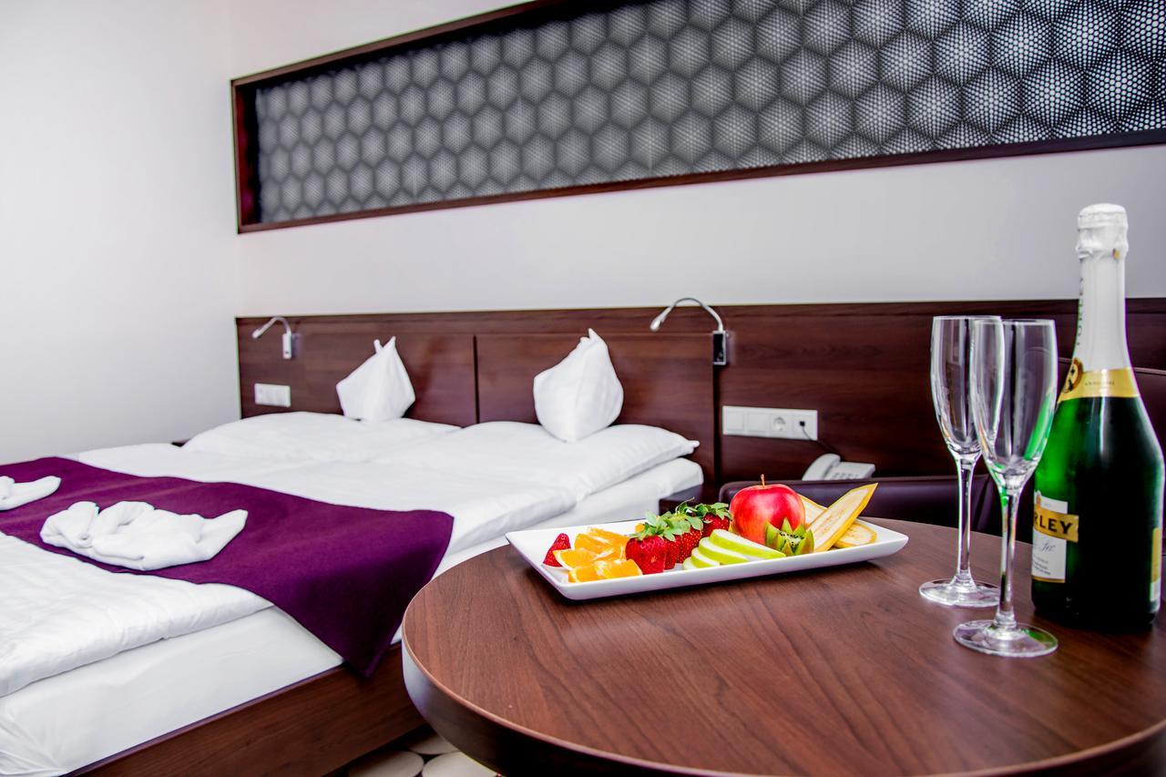 Hotel Aurora Miskolc Eksteriør billede